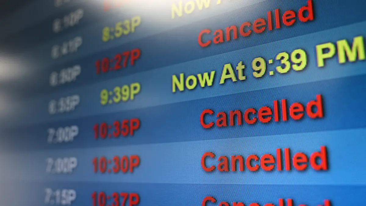 Government Shutdown Causes Flight Delays Due to Air Traffic Controller Shortages