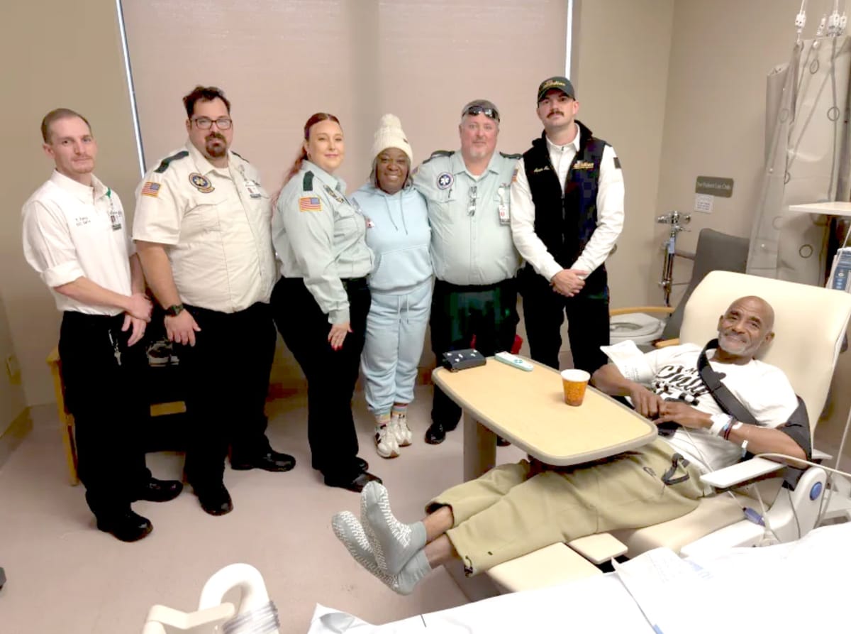 🚑 Heartwarming Reunion: First Responders Meet Patient They Saved!