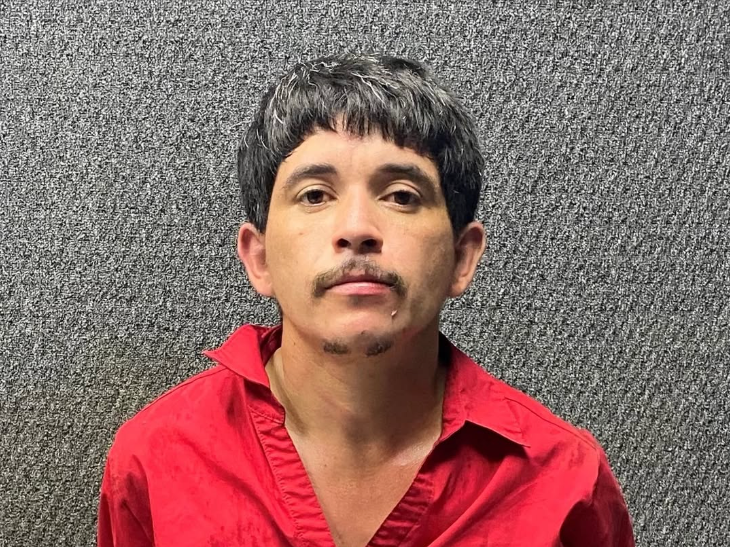 Illegal Alien Runs From Bunkie Police After Vacant House Call