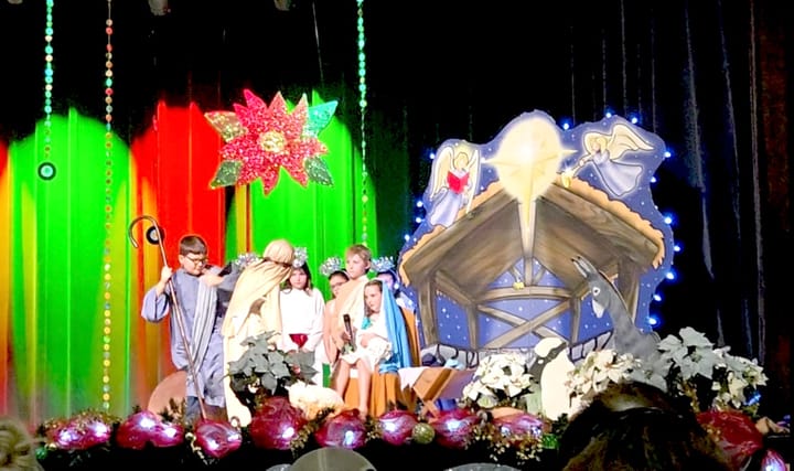 🎄✨ Sacred Heart Children Shine in Christmas Eve Nativity Play! 🎭❤️